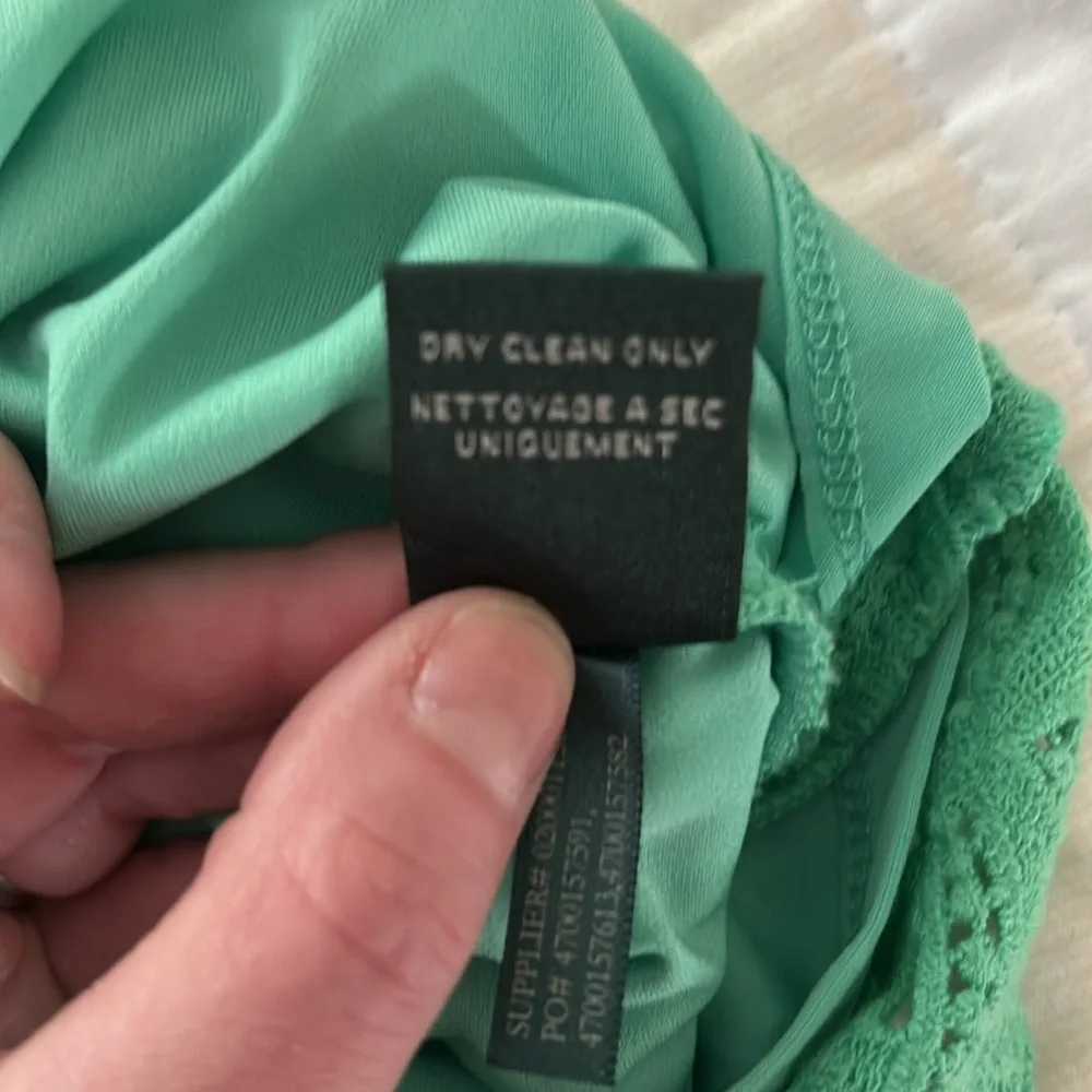 Lauren Ralph Lauren green lace dress. 10P - Picture 7 of 8